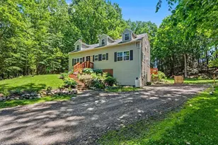 58 Heath St, Newton, NH 03858 - Photo 3