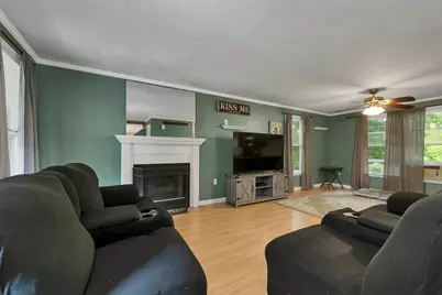 30 Brickyard Drive, Litchfield, NH 03052 - Photo 5