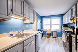 204 Bartemus Trail, Nashua, NH 03063 - Photo 5