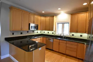 2246 Elm St, Manchester, NH 03104 - Photo 3