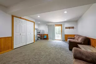 16 Auclair Ave, Manchester, NH 03102 - Photo 27