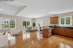 5 Davenport Dr, Londonderry, NH 03053 - Photo 7