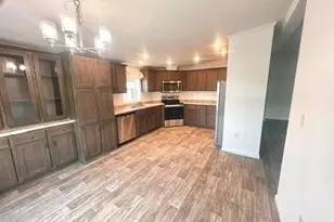 29 Lowell Rd, Salem, NH 03079 - Photo 5