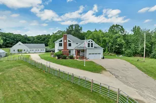 307 E Ricker Rd, Loudon, NH 03307 - Photo 7