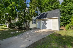 857 Union St, Manchester, NH 03104 - Photo 7