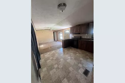75 S Policy Street #51, Salem, NH 03079 - Photo 5
