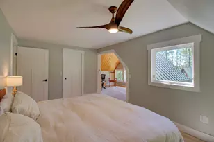 422 W Shore Rd, South Hero, VT 05486 - Photo 37