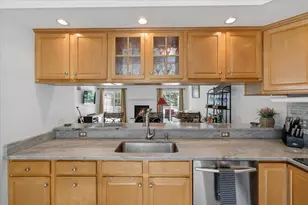14 Aspen Dr, Hampstead, NH 03826 - Photo 11