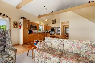 134 Lakeview Ests Rd, Pittsburg, NH 03592 - Photo 37