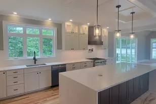 9 Zeland Dr, Dover, NH 03820 - Photo 3
