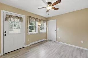 2 Short St, Merrimack, NH 03054 - Photo 9