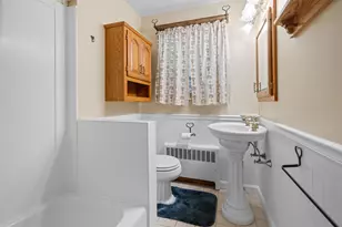 128 Holly Ave, Manchester, NH 03103 - Photo 21