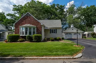 128 Holly Ave, Manchester, NH 03103 - Photo 1