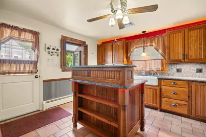 128 Holly Avenue, Manchester, NH 03103 - Photo 15