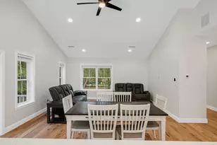 427 Middle Rd, Brentwood, NH 03833 - Photo 9