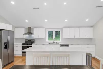 427 Middle Road, Brentwood, NH 03833 - Photo 7