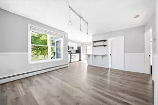 756 Montgomery St, Manchester, NH 03102 - Photo 9