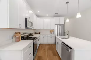11 Suffolk Dr, Concord, NH 03303 - Photo 5