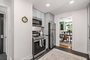 129 Bedford Center Rd, Bedford, NH 03110 - Photo 5