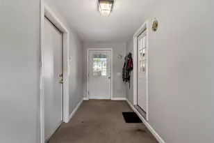 13 Asbury St, Salem, NH 03079 - Photo 19