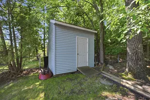 235 Patricia Ln, Manchester, NH 03104 - Photo 45