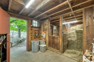 64 N Amherst Rd, Bedford, NH 03110 - Photo 47
