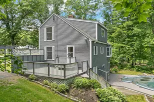 527 N Main St, Wolfeboro, NH 03894 - Photo 31