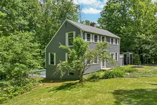 527 N Main St, Wolfeboro, NH 03894 - Photo 35