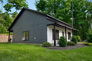 31 Crowcroft Dr, Rindge, NH 03461 - Photo 3