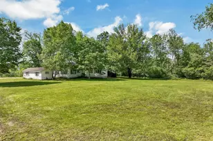 4 Varney Point Rd, Gilford, NH 03249 - Photo 5