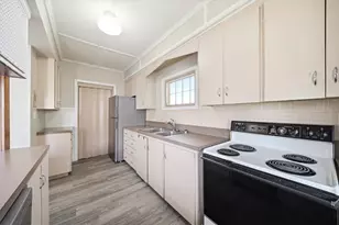 617 Hevey St, Manchester, NH 03102 - Photo 11