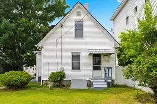 617 Hevey St, Manchester, NH 03102 - Photo 3