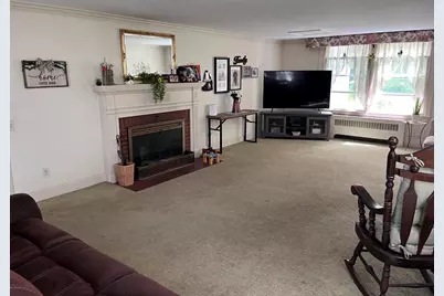 77 Ridge Ave Avenue, Claremont, NH 03743 - Photo 15