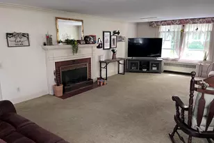 77 Ridge Ave, Claremont, NH 03743 - Photo 15