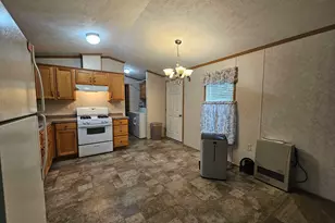 9 Chancellor Dr, Concord, NH 03303 - Photo 7