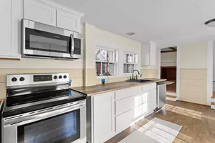 80 Lafayette Rd, Hampton Falls, NH 03844 - Photo 25