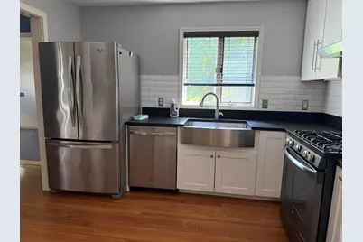 48 McIntyre Court, Manchester, NH 03104 - Photo 3