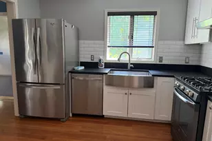 48 McIntyre Court, Manchester, NH 03104 - Photo 3