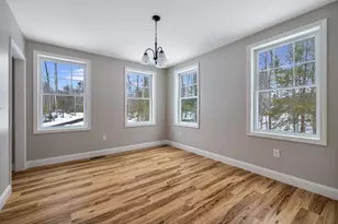 55 Mills Shore Dr, Hampstead, NH 03841 - Photo 3