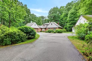28 Buttonwood Rd, Bedford, NH 03110 - Photo 31