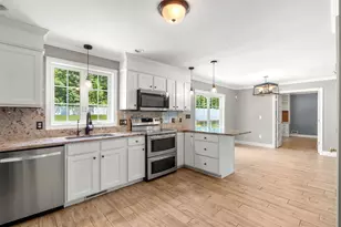 503 Ashley Dr, Pembroke, NH 03275 - Photo 11
