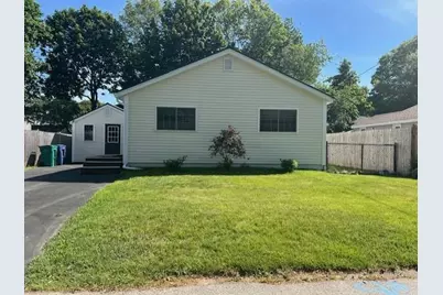 23 Walnut Avenue, Hampton, NH 03842 - Photo 1