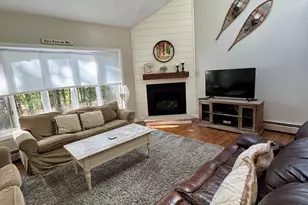 338 Longfellow Dr, Bethlehem, NH 03574 - Photo 3
