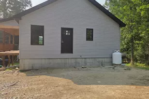 89 Hemlock Ln, Danbury, NH 03230 - Photo 15