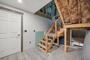 89 Hemlock Ln, Danbury, NH 03230 - Photo 15
