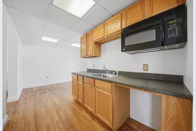 165 Kelley Street #A, Manchester, NH 03102 - Photo 7