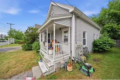 10 Birch Street, Derry, NH 03038 - Photo 9