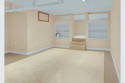 2 Queensway Circle, Nashua, NH 03062 - Photo 29