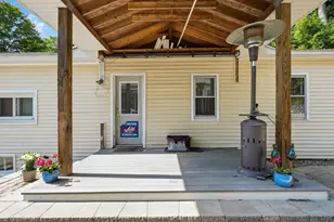 625 Douglas St, Manchester, NH 03102 - Photo 31