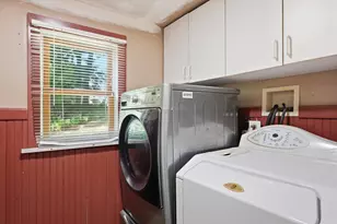 625 Douglas St, Manchester, NH 03102 - Photo 9